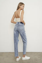 Load image into Gallery viewer, SLIM BOYFRIEND JEANS