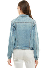 Load image into Gallery viewer, Spandex Ladies Casual Denim Jacket