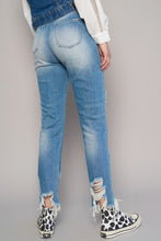 Load image into Gallery viewer, HIGH RISE CROPPED BOYFIREND JEANS WITHOUT BELT