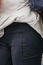 Load image into Gallery viewer, ZENANA YOGA01