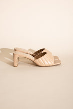 Load image into Gallery viewer, W-NINA Slide Mule Heels