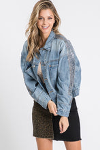 Load image into Gallery viewer, OVERSIZED SEQUINS DETAILED DENIM JACKET
