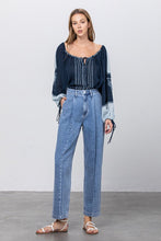 Load image into Gallery viewer, HIGH WAIST SLOUCHY JEANS
