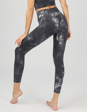 Load image into Gallery viewer, Tie-Dye Seamless High Waisted Leggings
