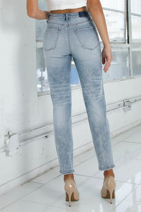 HIGH RISE GIRLFRINED JEANS LIGHT WASH