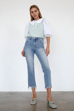 Load image into Gallery viewer, HIGH RISE CROP BOOT CUT JEANS
