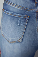 Load image into Gallery viewer, HIGH RISE GIRLFRIEND JEANS
