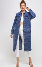 Load image into Gallery viewer, WHITE NON-STRETCH THIRD QUARTER DENIM JACKET
