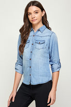 Load image into Gallery viewer, TENCEL TOP DENIM BLOUSE
