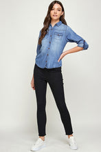 Load image into Gallery viewer, TENCEL TOP DENIM BLOUSE
