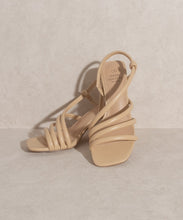 Load image into Gallery viewer, OASIS SOCIETY Ashley - Wooden Heel Sandal
