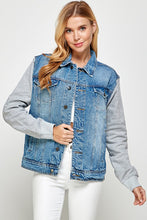 Load image into Gallery viewer, Women&#39;s Denim  Jacket with Fleece Hoodies
