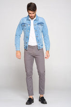 Load image into Gallery viewer, Men&#39;s Denim Jacket
