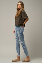 Load image into Gallery viewer, HIGH RISE PREMIUM STRAIGHT JEANS
