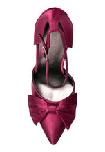 Load image into Gallery viewer, DINGLES Green Bow Embellished Satin Stiletto
