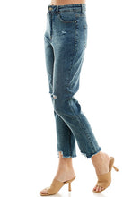 Load image into Gallery viewer, DISTRESSED DETAILED STRAIGHT LEG JEANS
