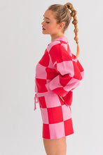 Load image into Gallery viewer, Checkered Sweater Pullover
