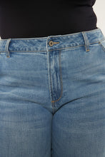 Load image into Gallery viewer, Plus High Rise Trouser Wide Leg Jeans
