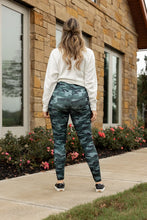 Load image into Gallery viewer, NEW Camo 2.0 Leggings
