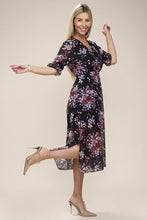 Load image into Gallery viewer, Floral Print  V Neck Maxi Dress
