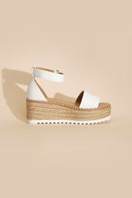 Load image into Gallery viewer, TUCKIN-S PLATFORM SANDALS
